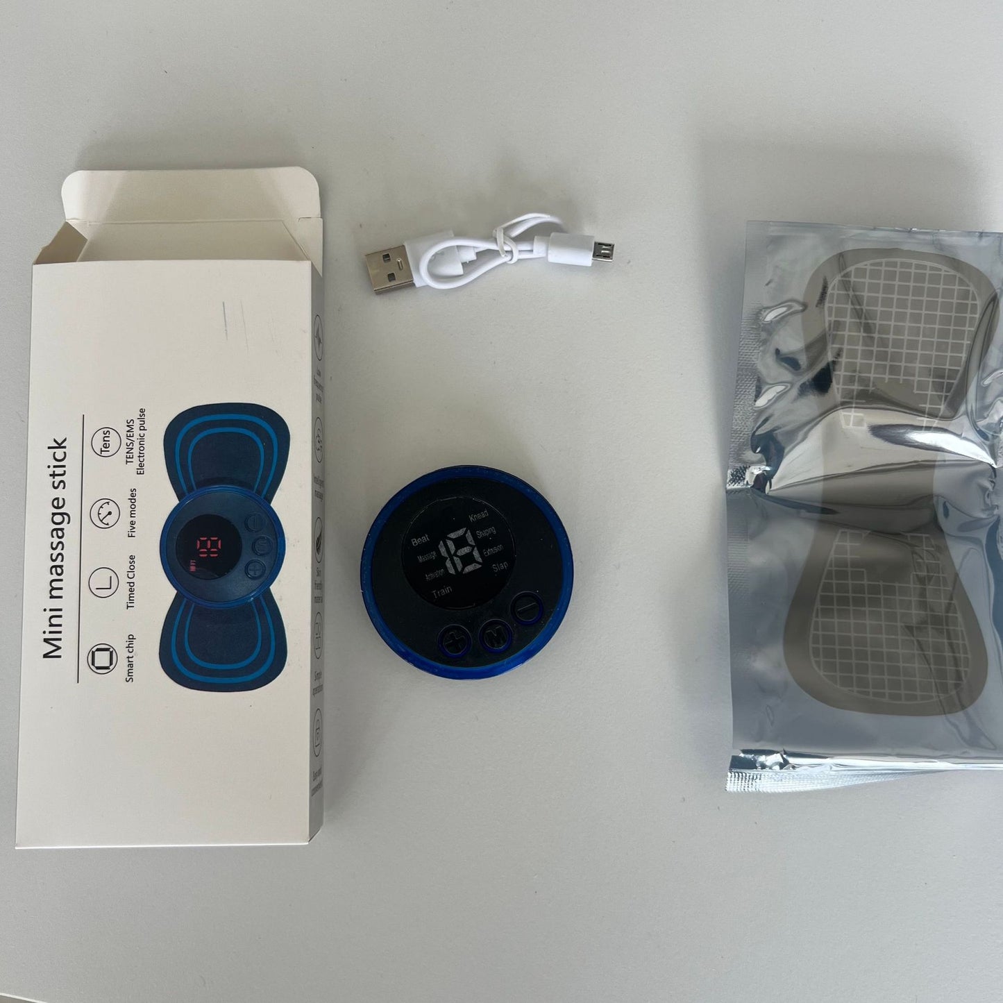 Přenosná pulzní masážní náplast｜Kompaktní masážní přístroj pro úlevu od únavy krční, bederní a zádové oblasti