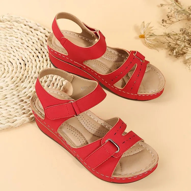 👡 Pohodlné sandály pro každý den – lehké, protiskluzové a voděodolné | Dnes 50 % sleva
