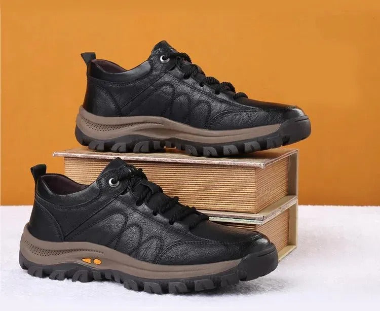 Pánské kožené boty pro seniory – měkké, pohodlné a neklouzavé pro každodenní chůzi