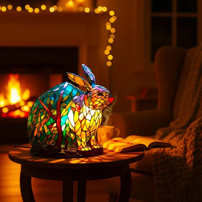 🎉Roztomilá ručně malovaná lampička ve tvaru zajíčka 🎉– ideální velikonoční dárek, který přináší do místnosti hřejivou atmosféru.🐰✨