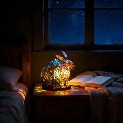 🎉Roztomilá ručně malovaná lampička ve tvaru zajíčka 🎉– ideální velikonoční dárek, který přináší do místnosti hřejivou atmosféru.🐰✨